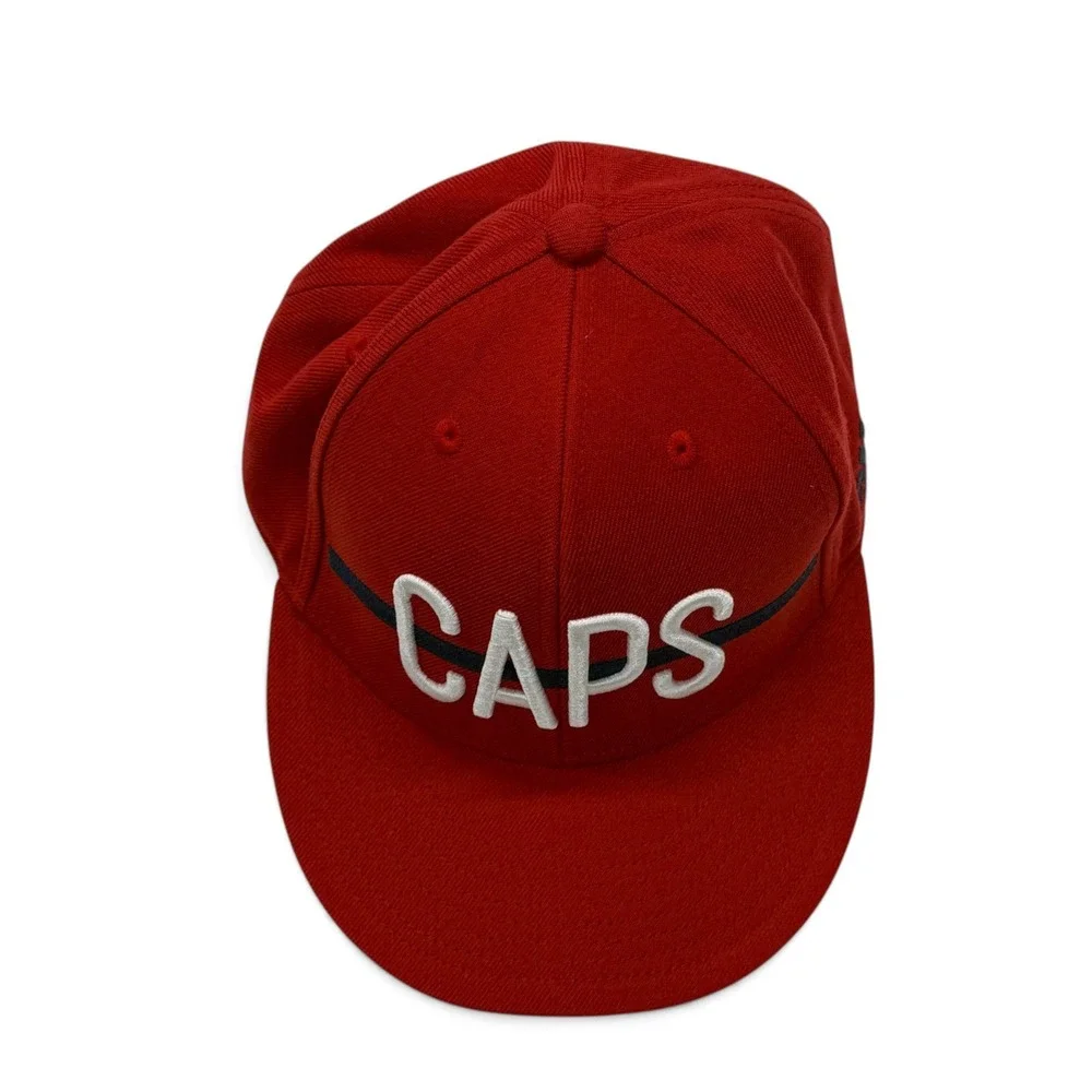 Adidas Washington Capitals NHL Red Flat Brim Stretch Fit Hat S/M CAPS Logo